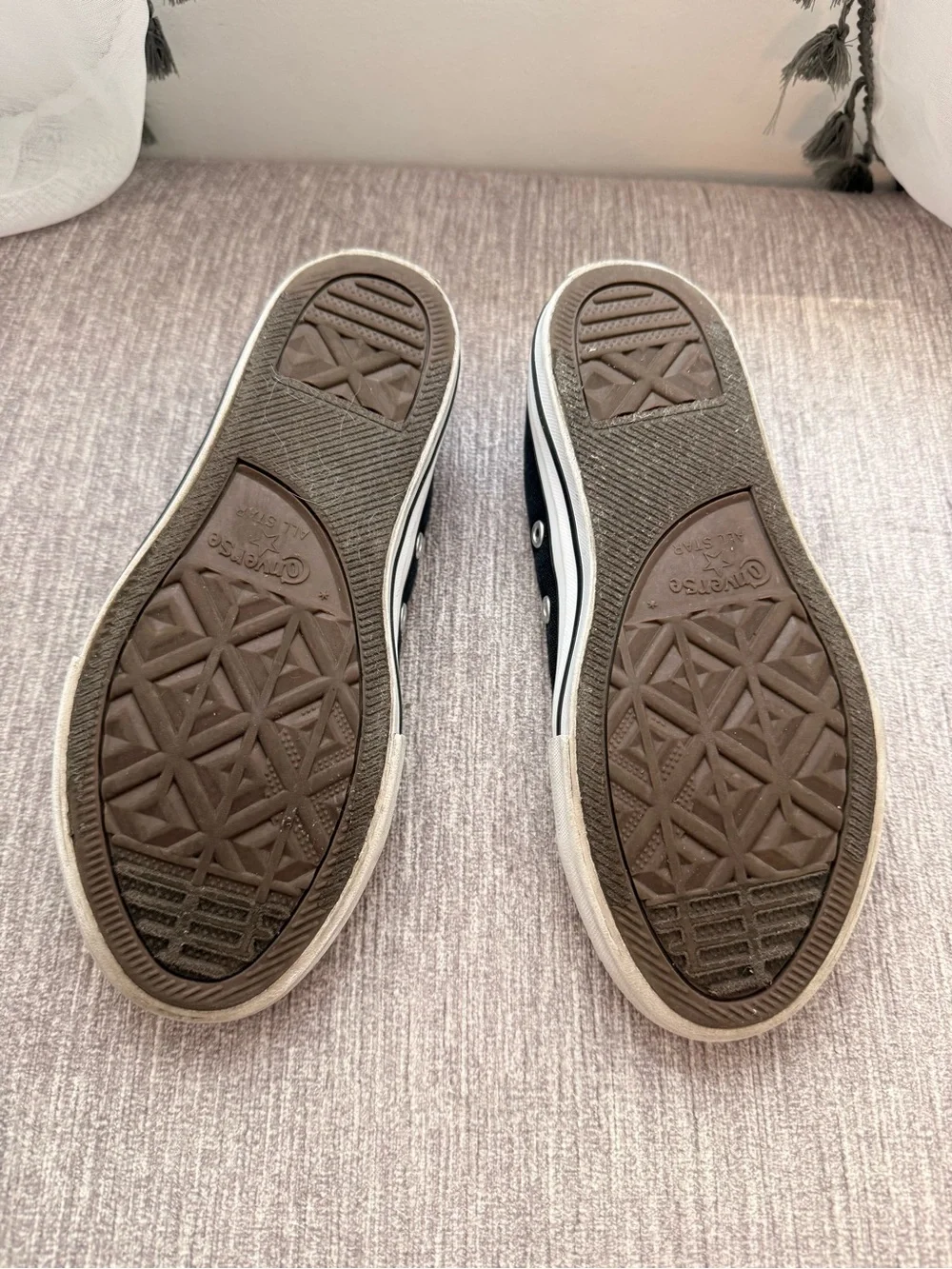 Converse Low Top Sneakers in Black and White Size 1